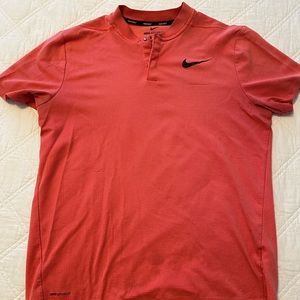 Nike Golf Blade Collar Aero react shirt